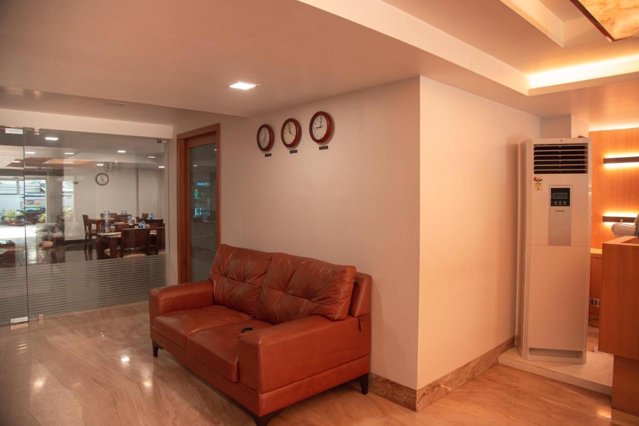 Park Avenue Suites Coimbatore Buitenkant foto