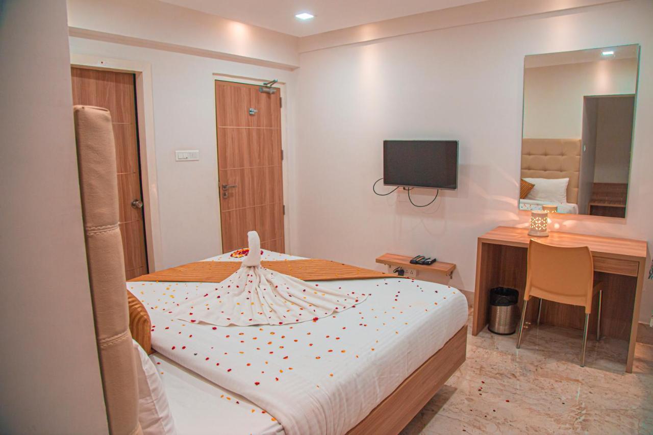 Park Avenue Suites Coimbatore Buitenkant foto